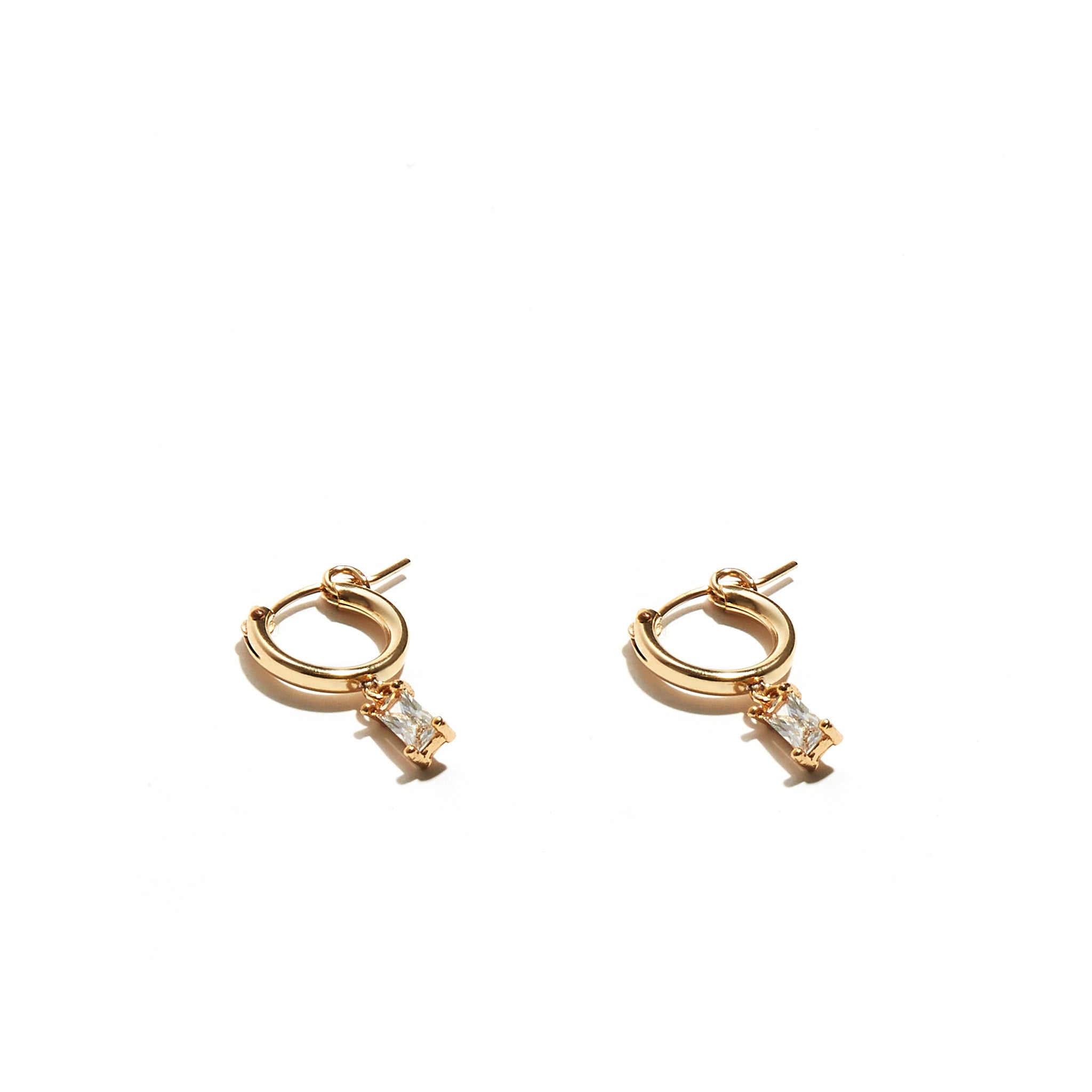 Stone Linked Hoops Clear Seoid n