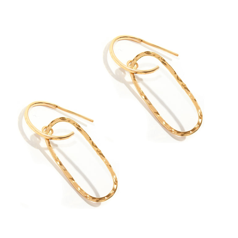 Beautiful hoop earrings with a hammered gold finish, adding a touch of nature-inspired charm to your look.  If you have any questions please contact us directly&nbsp;hello@seoidin.com