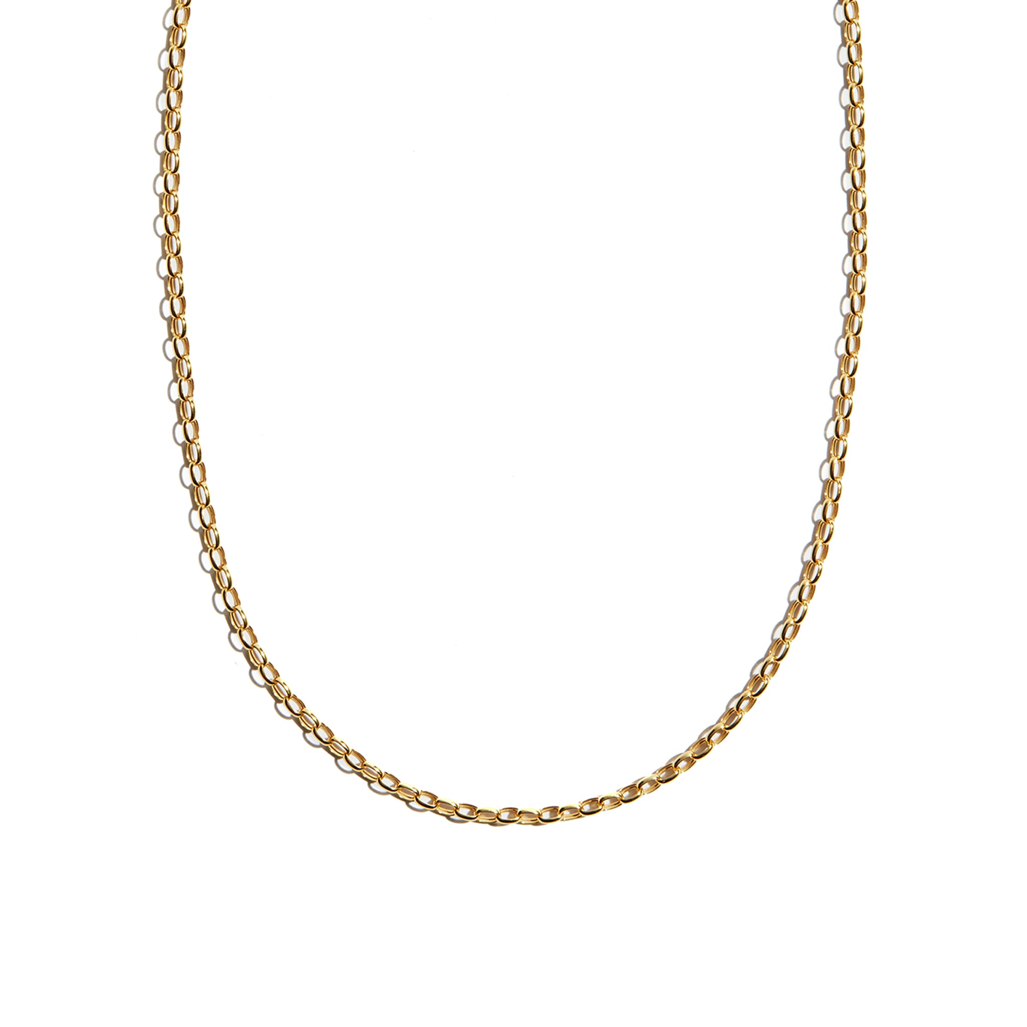 Elevate your ensemble with the 9 carat yellow gold Oval Belcher Chain. This classic accessoryis perfect for adding a touch of sophistication and elegance to any outfit.