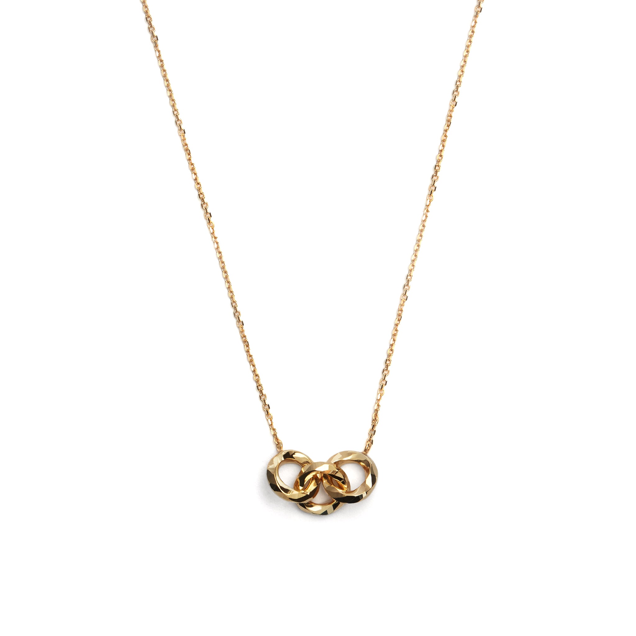 Add sophistication to your ensemble with the 9 carat yellow gold trio link pendant. This elegant accessory features three interconnected links, creating a timeless and versatile piece. Elevate your style with this chic and stylish pendant.