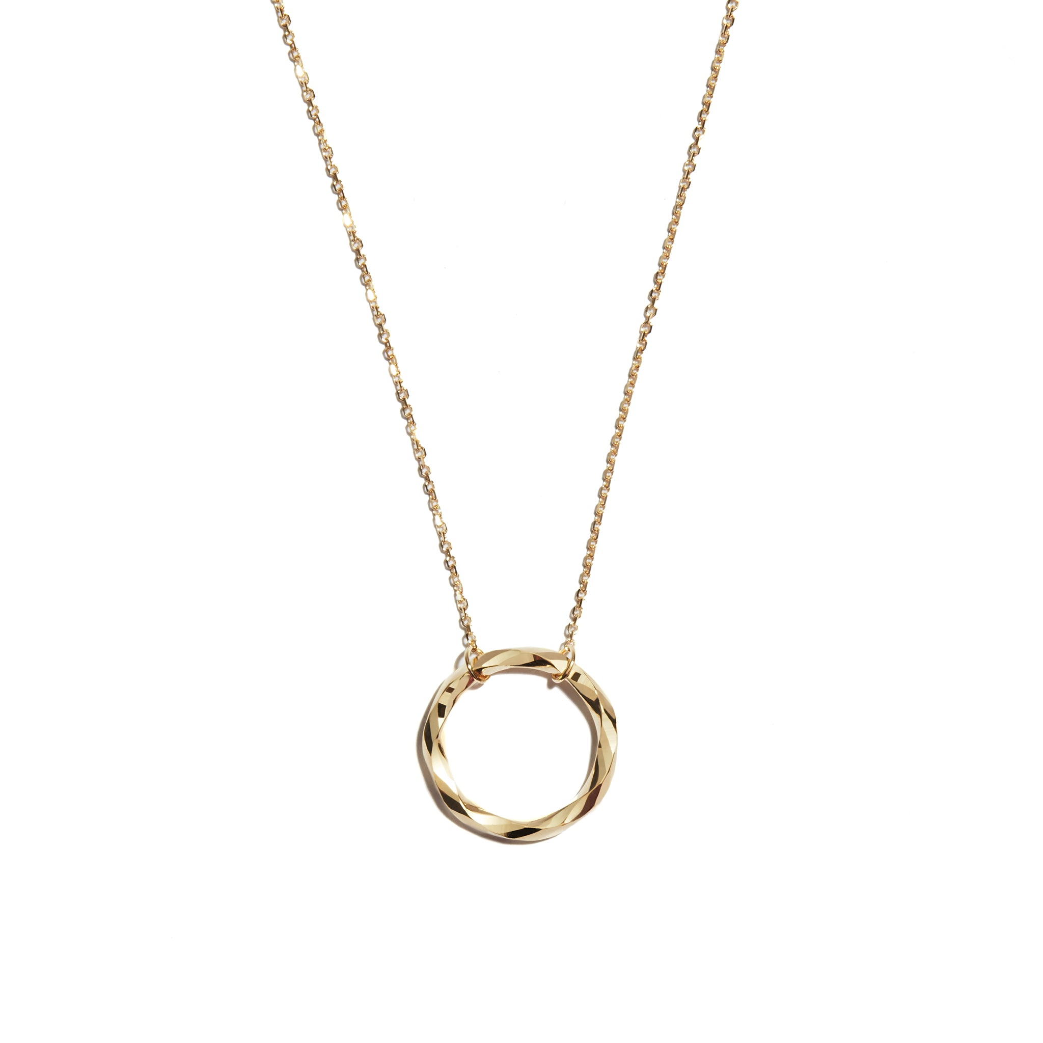 Enhance your style with the 9 carat yellow gold diamond cut open circle necklace. This chic accessory features a dazzling open circle design with intricade diamond-cut detailing, adding a touch of sophistication and sparkle to any ensemble.
