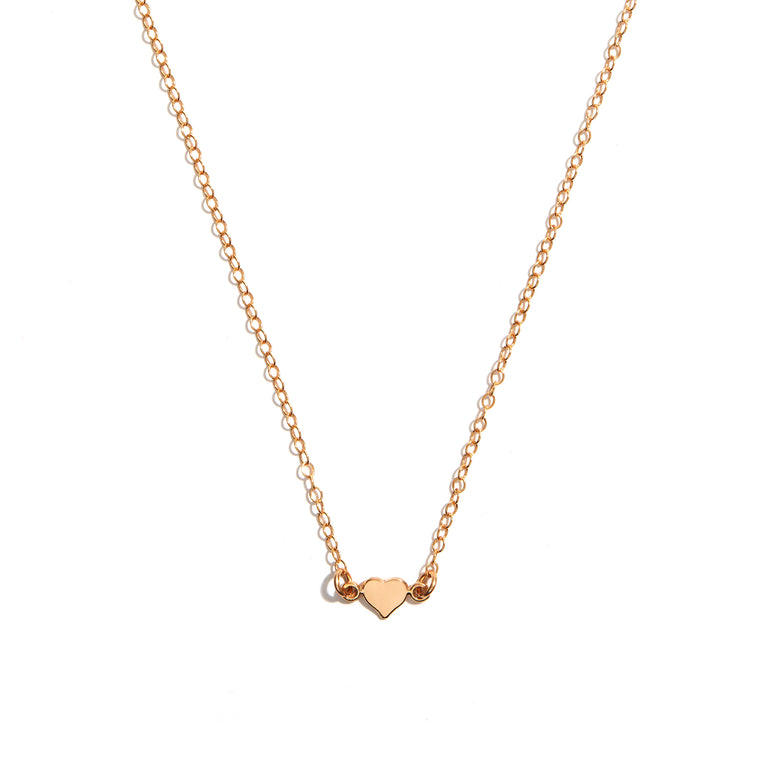Beautiful Seoidín Heart Pendant crafted from 14 carat gold-fill, symbolizing love and elegance, perfect for any occasion.